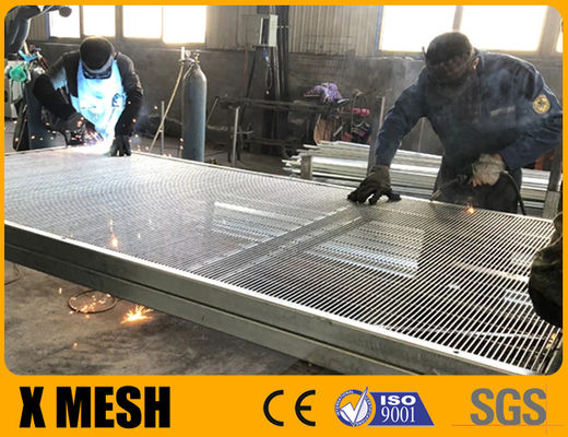 3.5mm سيم ضد صعود شبكه گره 3.5m بالا شامل بالا Y بازو و سیم خاردار برای پارکینگ